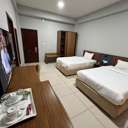 Hotel Golf Coast キンシャサ エクステリア 写真