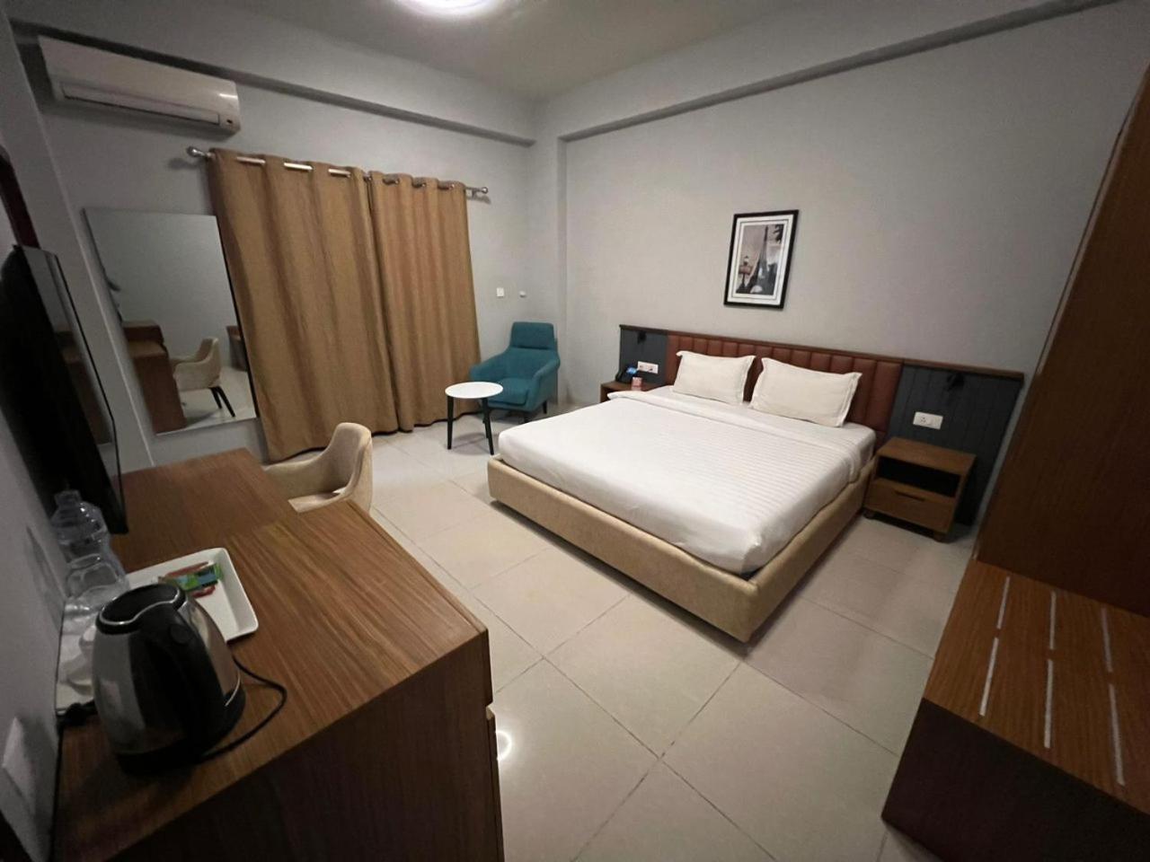 Hotel Golf Coast キンシャサ エクステリア 写真